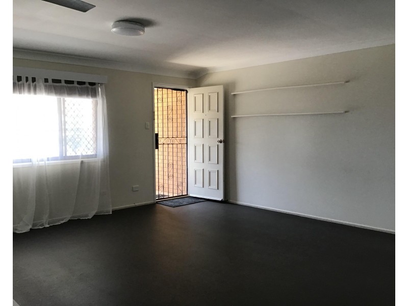 175 Redland Bay Road, Capalaba QLD 4157