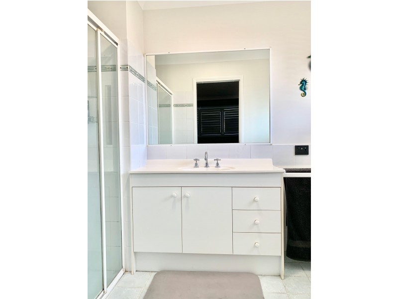10 Fanfare Place, Capalaba QLD 4157
