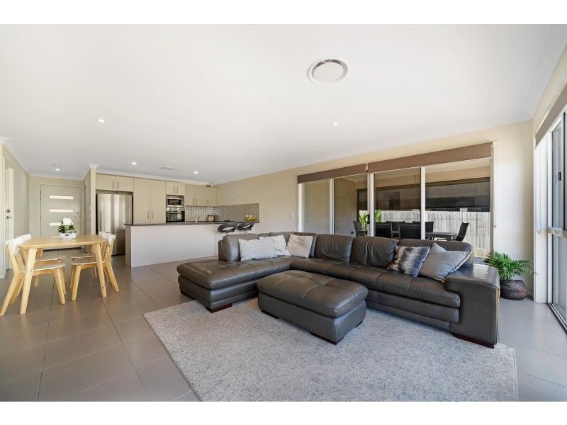31 Byng Road, Birkdale QLD 4159