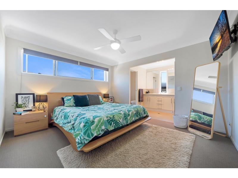 31 Byng Road, Birkdale QLD 4159