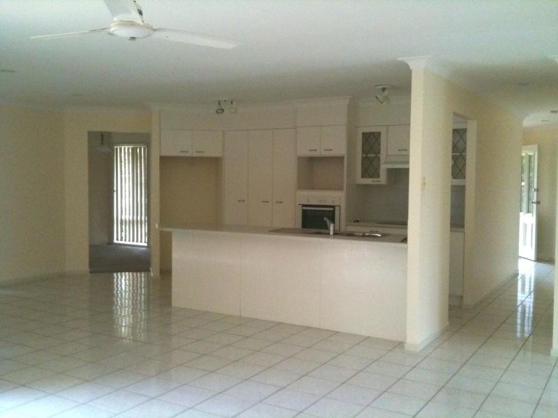 10 Trafalgar Drive, Victoria Point QLD 4165