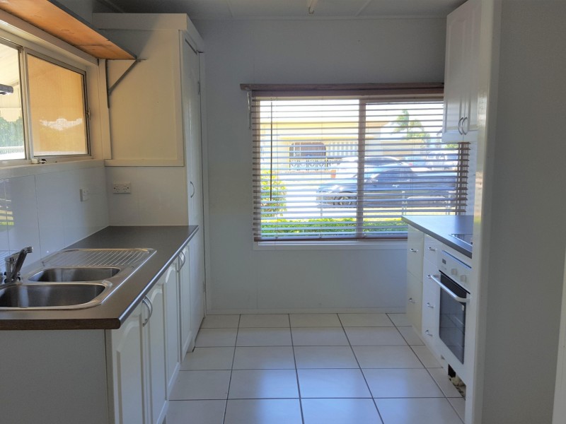 30 Base Street, Victoria Point QLD 4165