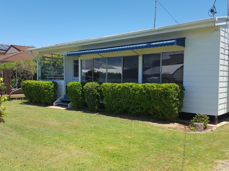 30 Base Street, Victoria Point QLD 4165