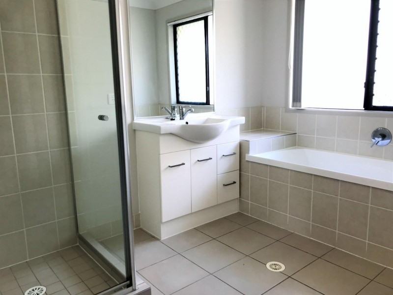 25 Liner Street, Wellington Point QLD 4160