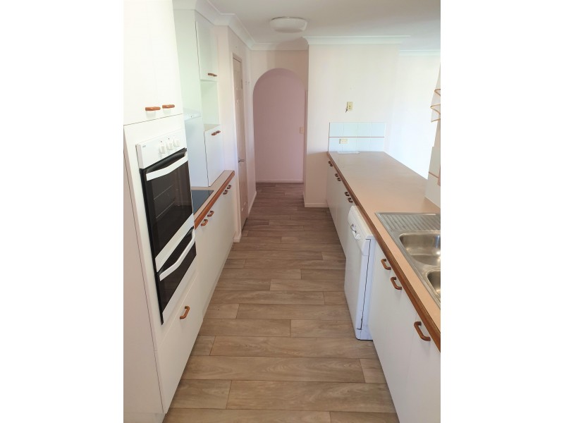 6 Poinciana Avenue, Victoria Point QLD 4165