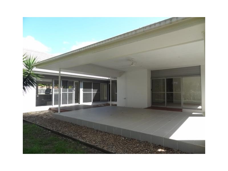 47 Torrens Crescent, Wakerley QLD 4154