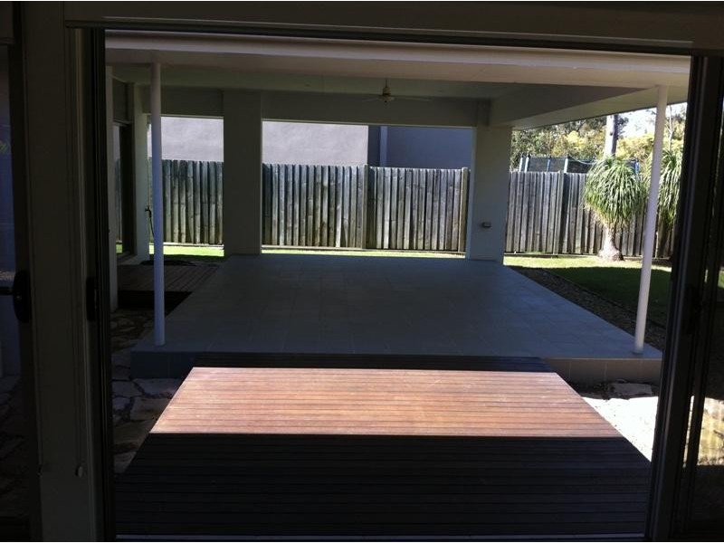 47 Torrens Crescent, Wakerley QLD 4154