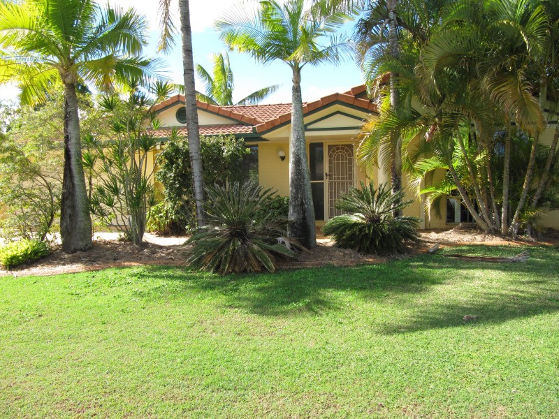 11 Pinelands Circuit, Redland Bay QLD 4165