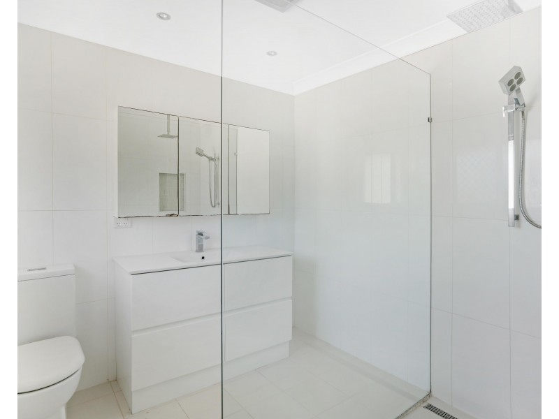 2 Sturt Street, Cleveland QLD 4163