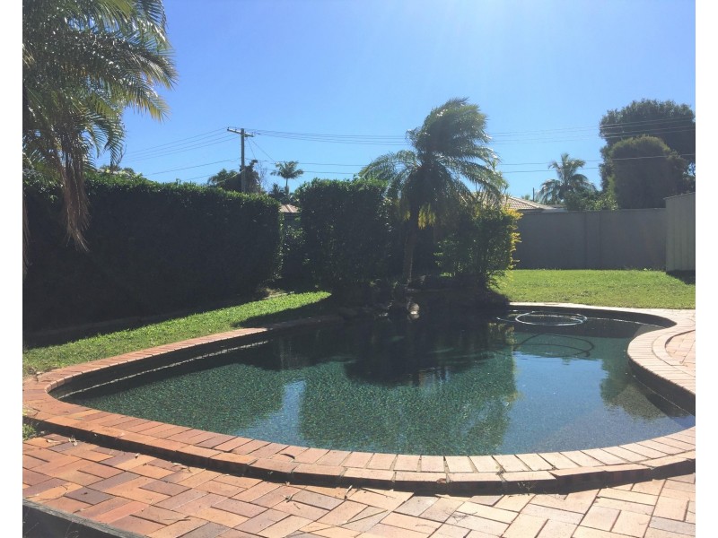 2 Sturt Street, Cleveland QLD 4163