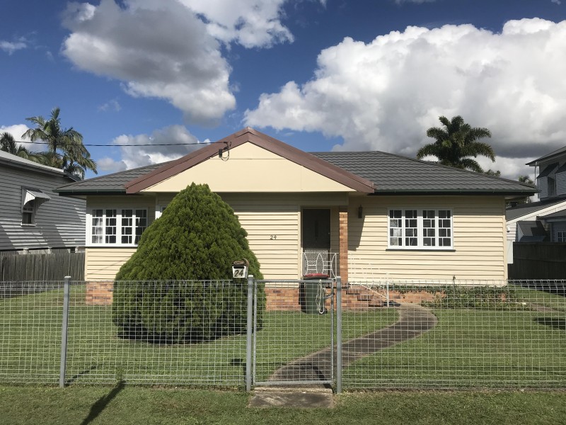 24 Moreton Avenue, Wynnum QLD 4178