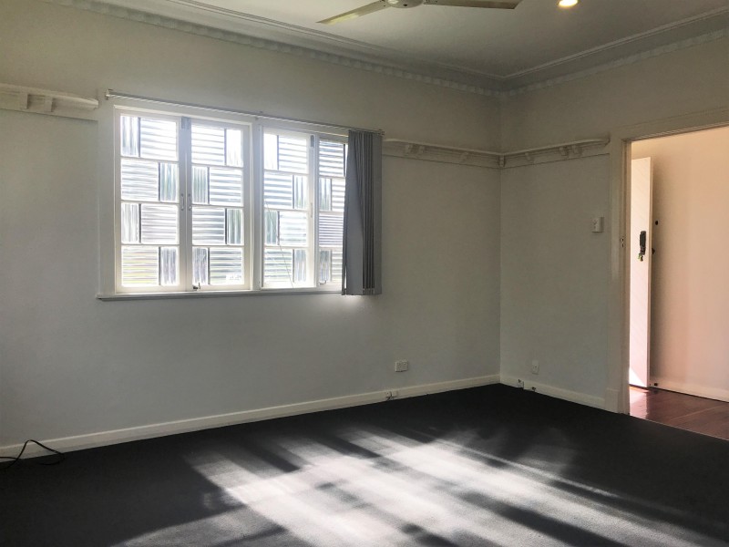 24 Moreton Avenue, Wynnum QLD 4178