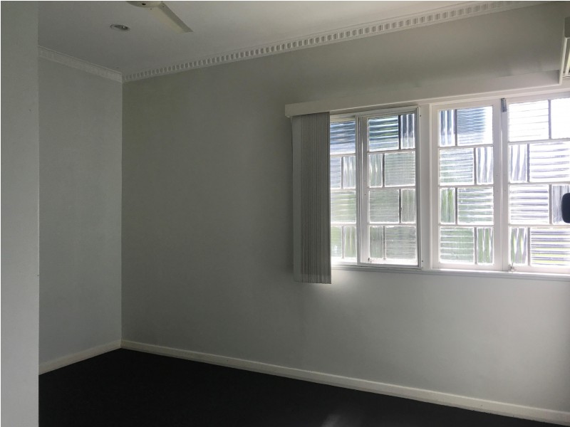 24 Moreton Avenue, Wynnum QLD 4178