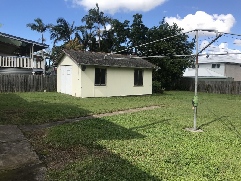 24 Moreton Avenue, Wynnum QLD 4178