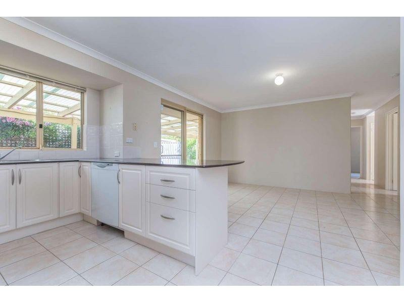 19 Galaxy Way, Carlisle WA 6101