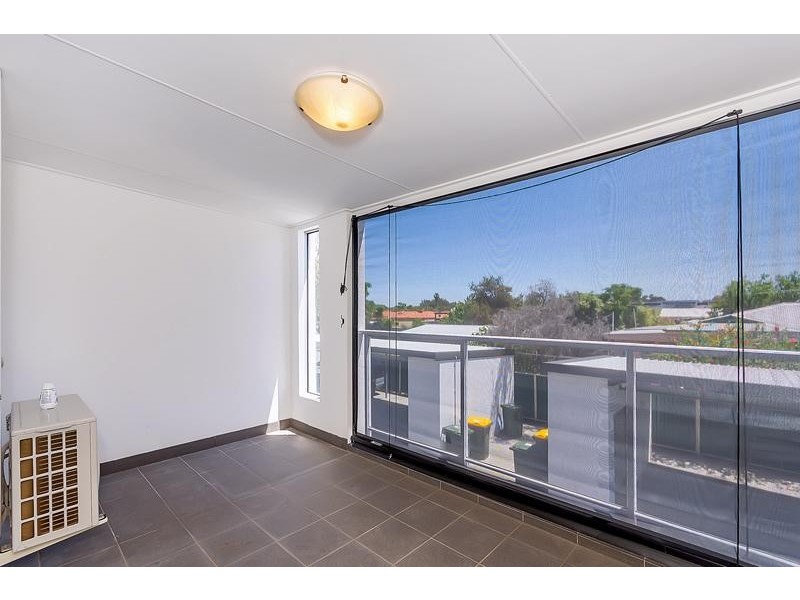 6/13 Spring Avenue, Midland WA 6056