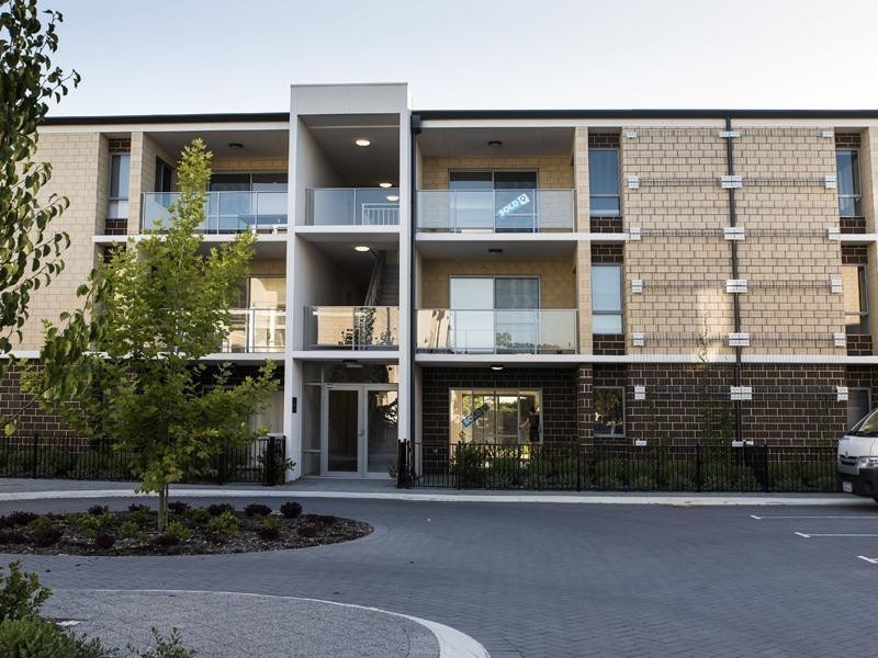 7/9 Central Terrace, Beckenham WA 6107