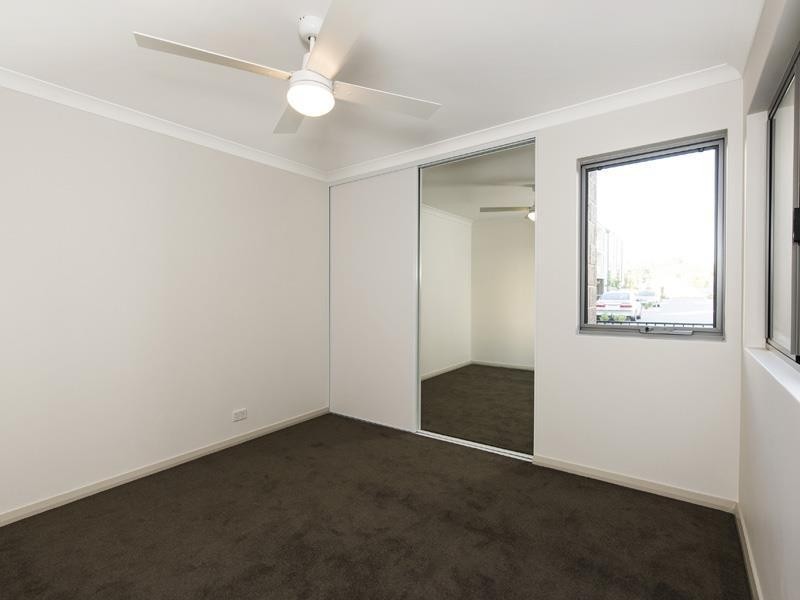 7/9 Central Terrace, Beckenham WA 6107