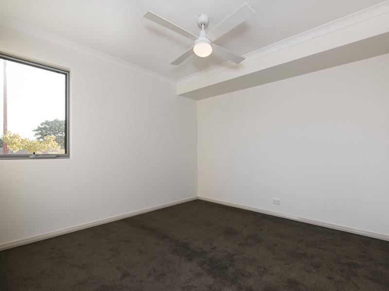 7/9 Central Terrace, Beckenham WA 6107