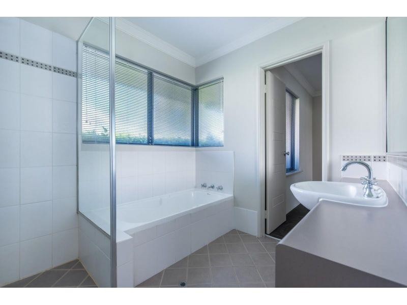 1/11 Sylvia Street, Balcatta WA 6021
