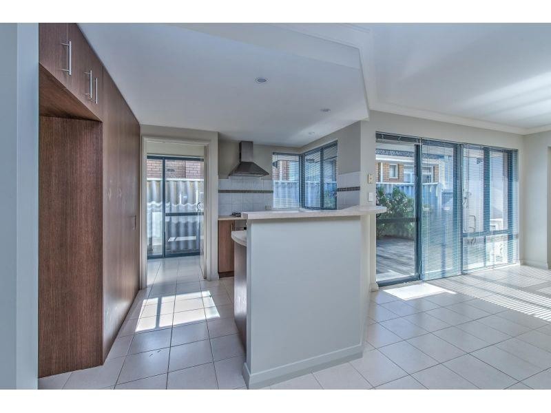 1/11 Sylvia Street, Balcatta WA 6021
