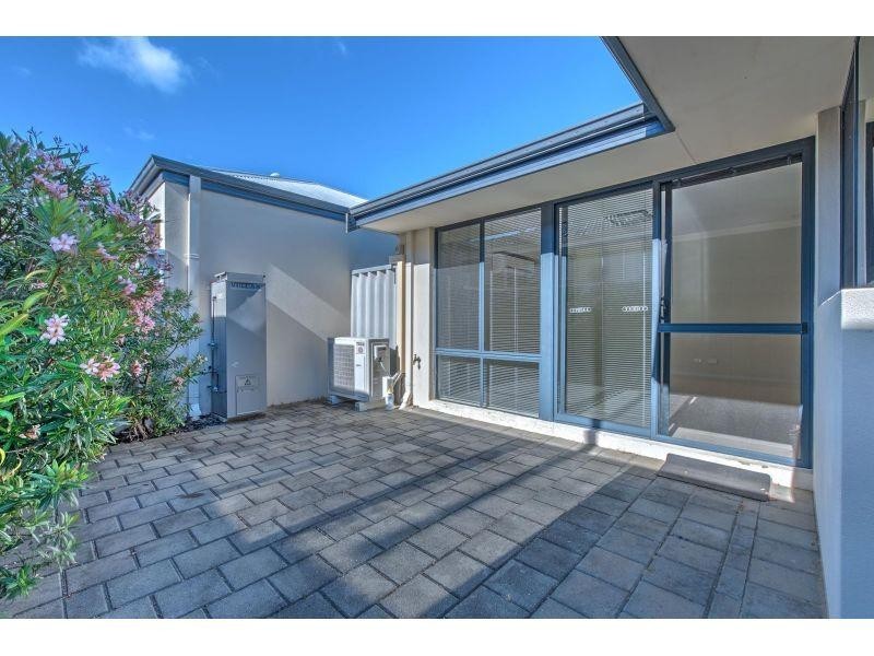 1/11 Sylvia Street, Balcatta WA 6021