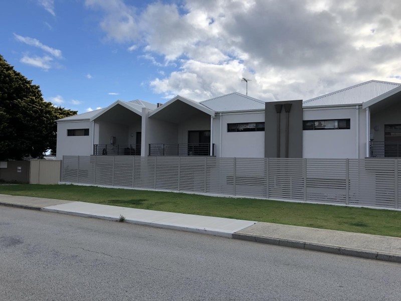3/2 Scroop Way, Spearwood WA 6163