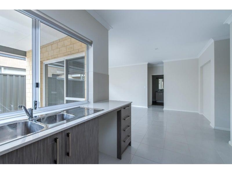 44/1 Balfour Road, Swan View WA 6056