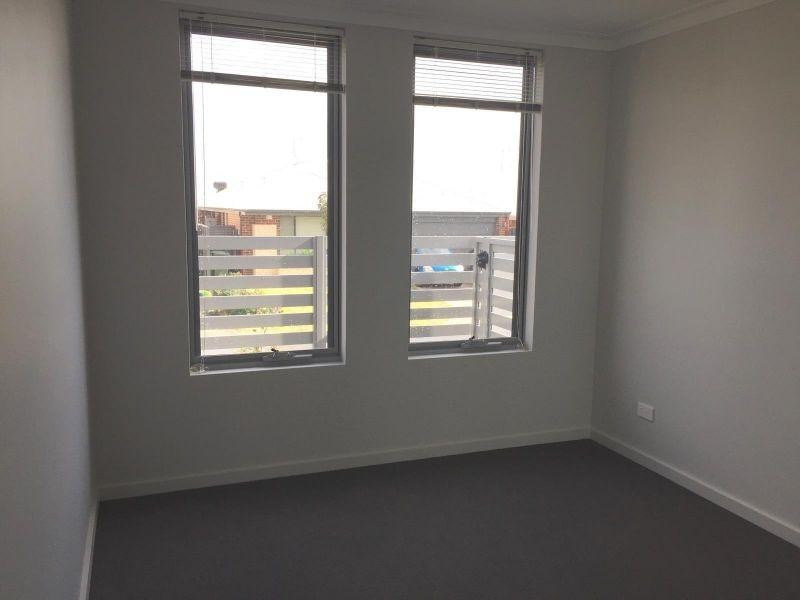 5/35 Honeywood Avenue, Wandi WA 6167