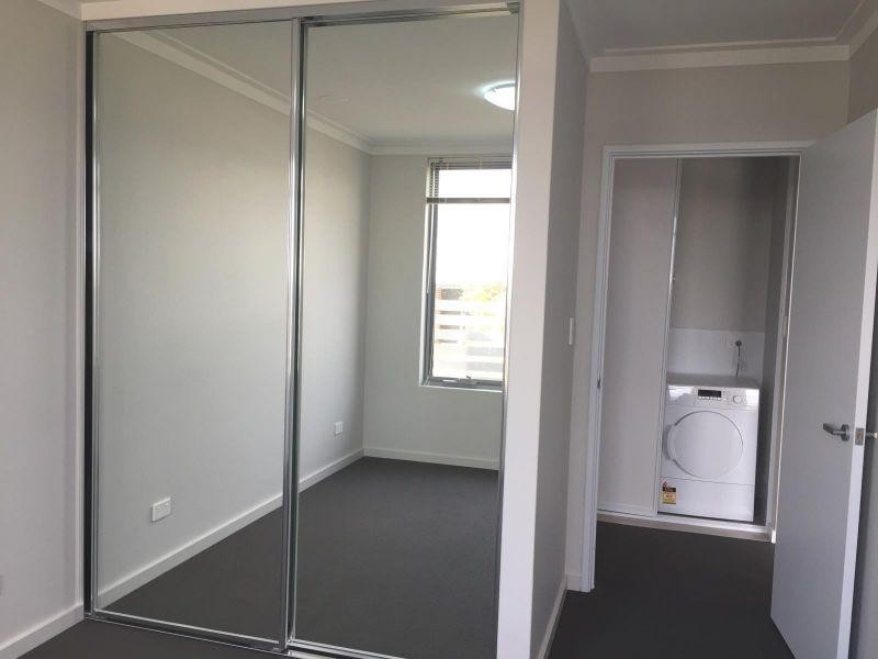 5/35 Honeywood Avenue, Wandi WA 6167