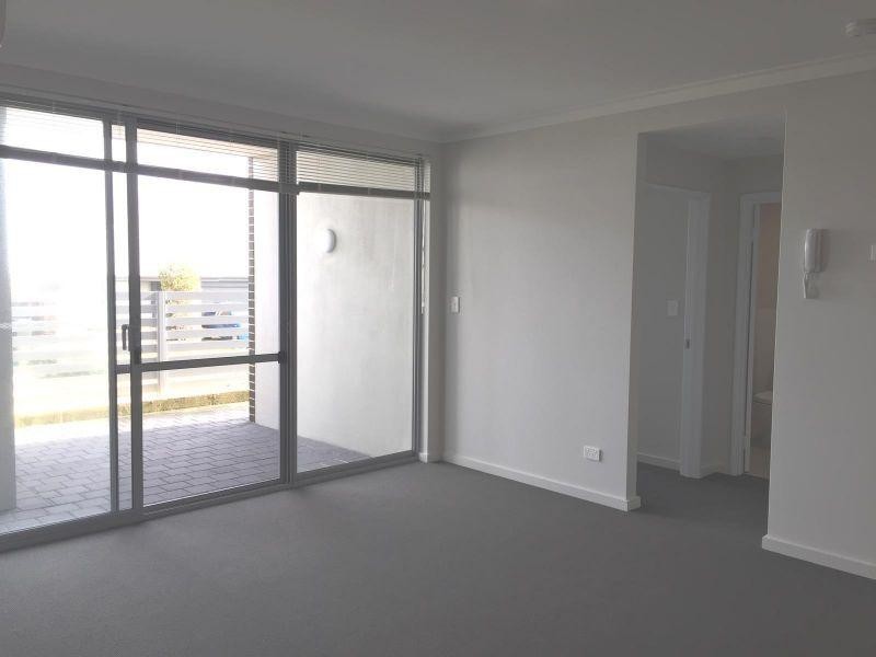 5/35 Honeywood Avenue, Wandi WA 6167