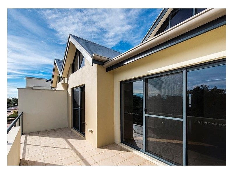 42/162 Lakeside Drive, Joondalup WA 6027