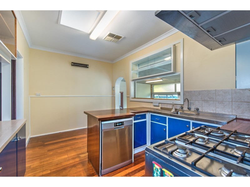 20 Carmody Street, Hamilton Hill WA 6163