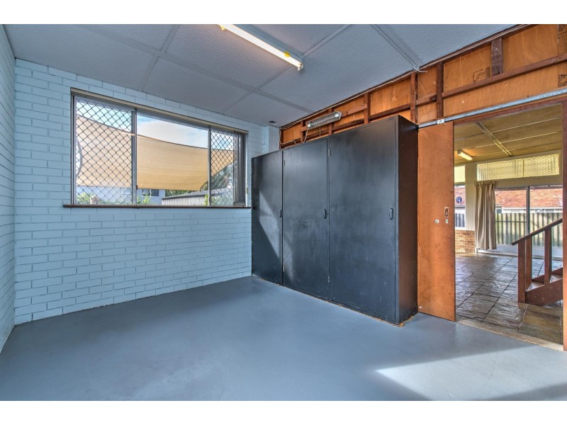 20 Carmody Street, Hamilton Hill WA 6163