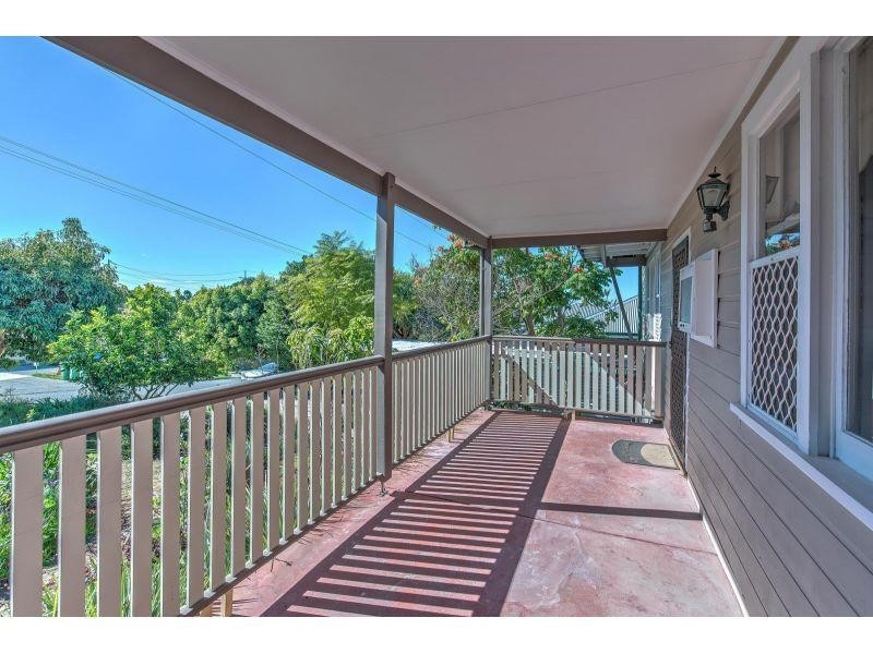 98 Roberts Street, Bayswater WA 6053