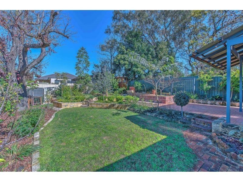 98 Roberts Street, Bayswater WA 6053