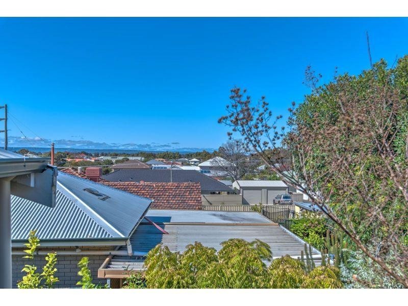 98 Roberts Street, Bayswater WA 6053