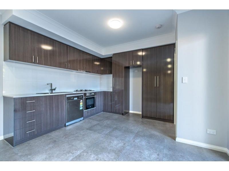 2/16 Wheatley Street, Kewdale WA 6105