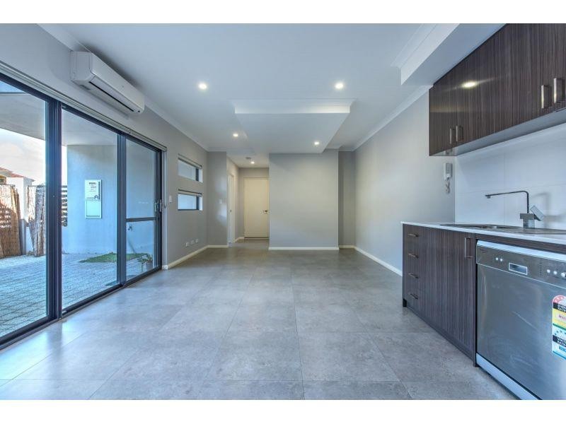 2/16 Wheatley Street, Kewdale WA 6105
