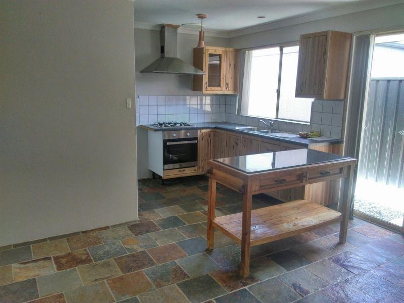 2 Napier Street, Brookdale WA 6112