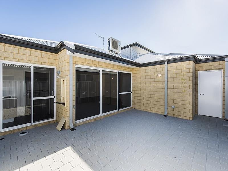 6A Isted Avenue, Hamilton Hill WA 6163
