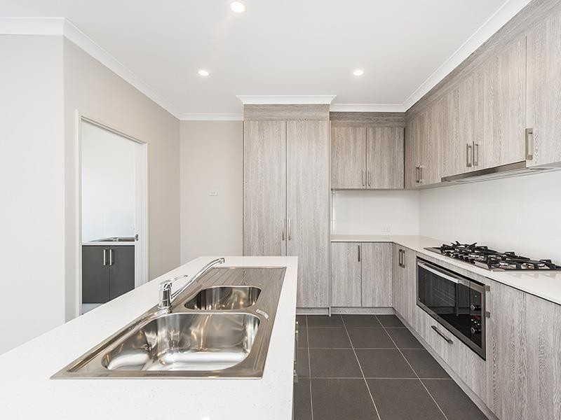 6A Isted Avenue, Hamilton Hill WA 6163