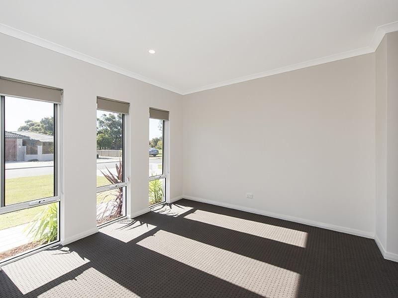 6A Isted Avenue, Hamilton Hill WA 6163