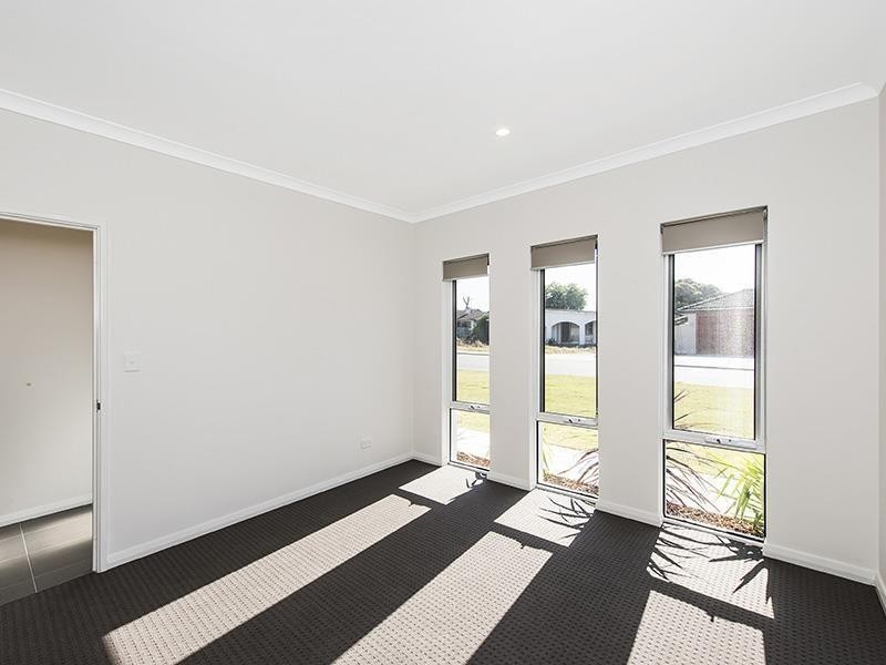 6A Isted Avenue, Hamilton Hill WA 6163