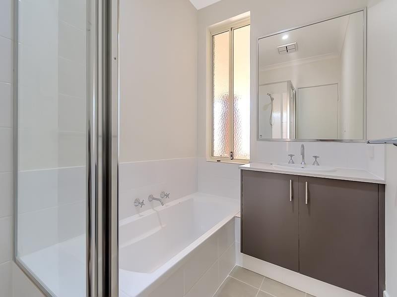 5 Bromus Way, Byford WA 6122