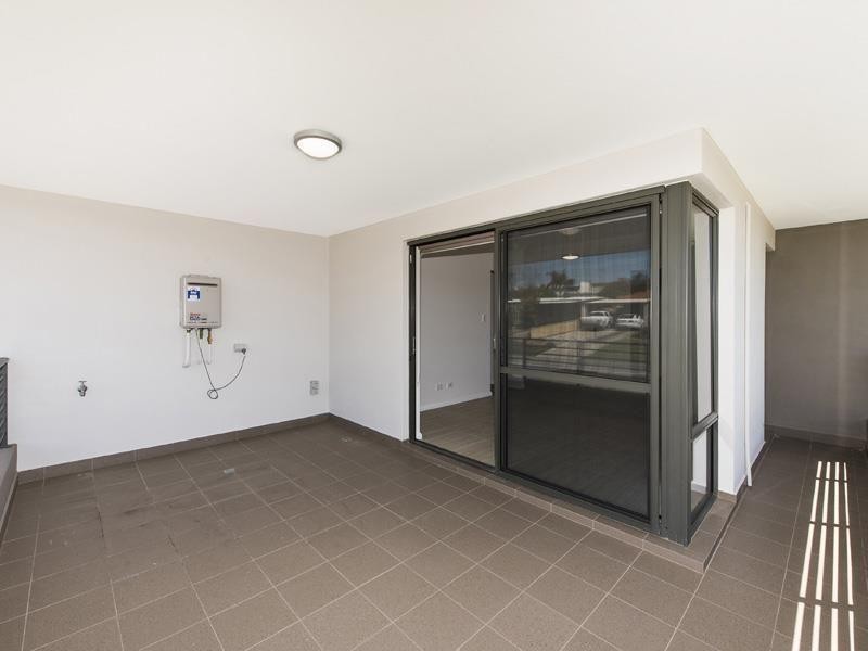 5/2 Scroop Way, Spearwood WA 6163