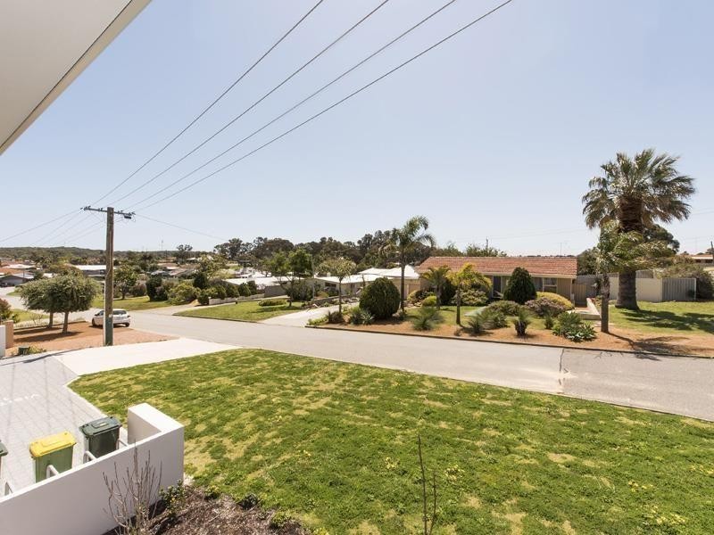 5/2 Scroop Way, Spearwood WA 6163