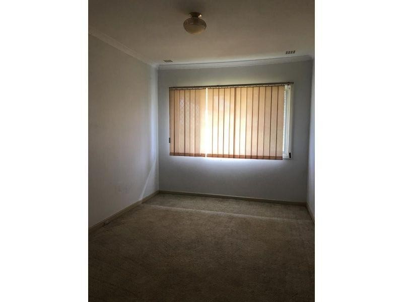 7 Danehill Way, Balga WA 6061