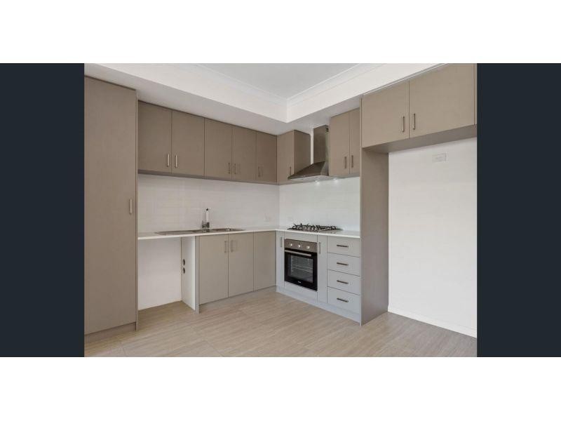 8/2 Scroop Way, Spearwood WA 6163