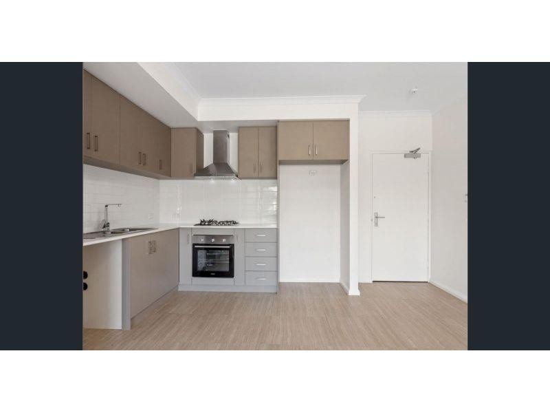 8/2 Scroop Way, Spearwood WA 6163